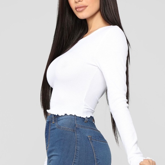 ✰ Fashion Nova Crop top✰ - Picture 2 of 4